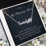 JEMINES Pawsome Mom Custom Paw Print Name Necklace